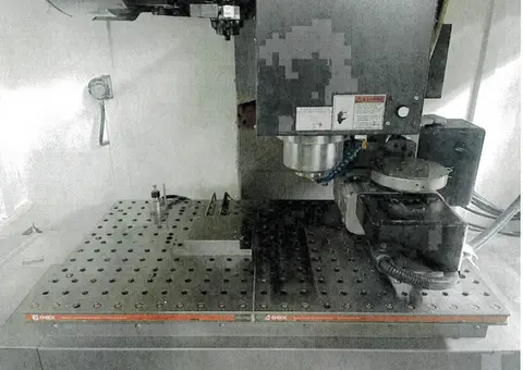 Centro di lavoro a 5 assi SYNTAK MBV-10 - 3/4